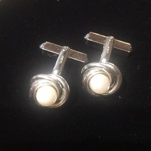 Silver Swirl with Pearl Cufflinks